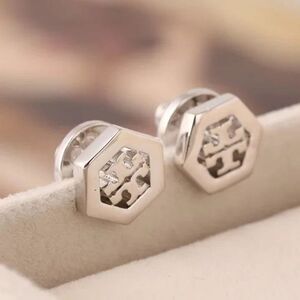 NWOT Tory Burch Silver Hexagon Stud Earrings
